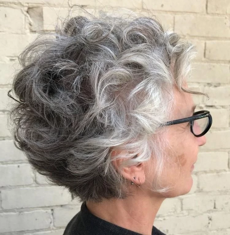 trendy short hairstyles for gray hair 2021 2022