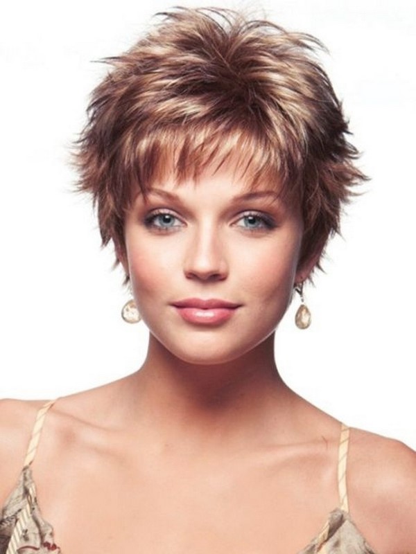 short haircuts for women with thin hair