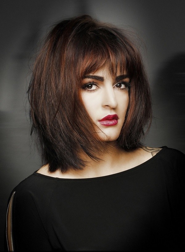 trendy short layered bob hairstyles for round faces