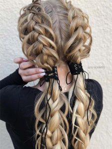 57 incríveis penteados trançados para cabelos longos para todas as ocasiões_630a387acbcff.jpeg