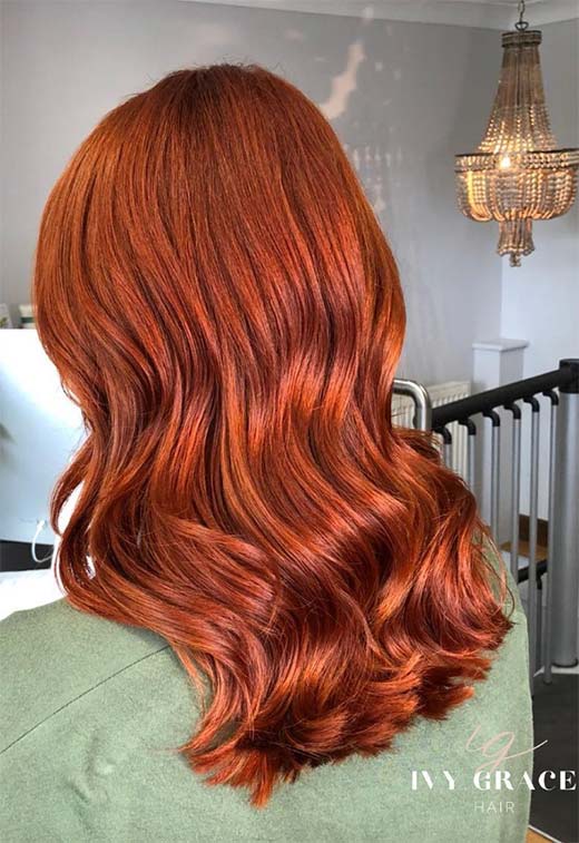 Comment choisir la couleur des cheveux auburn pour les tons de peau