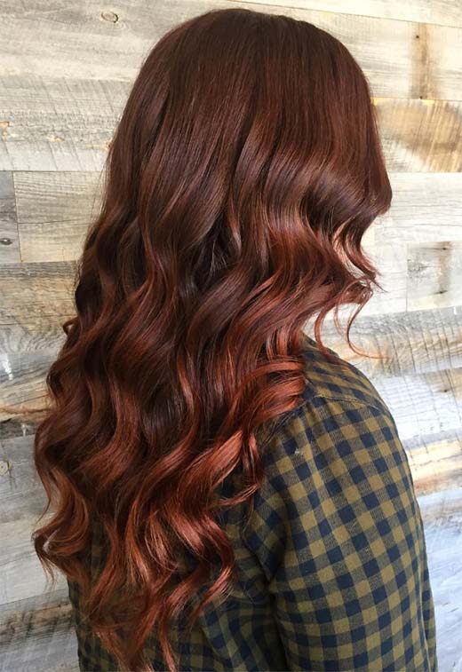 Comment teindre les cheveux bruns