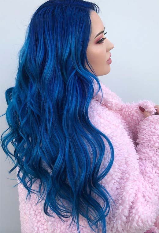 Dicas de moda e estilo para cabelo azul