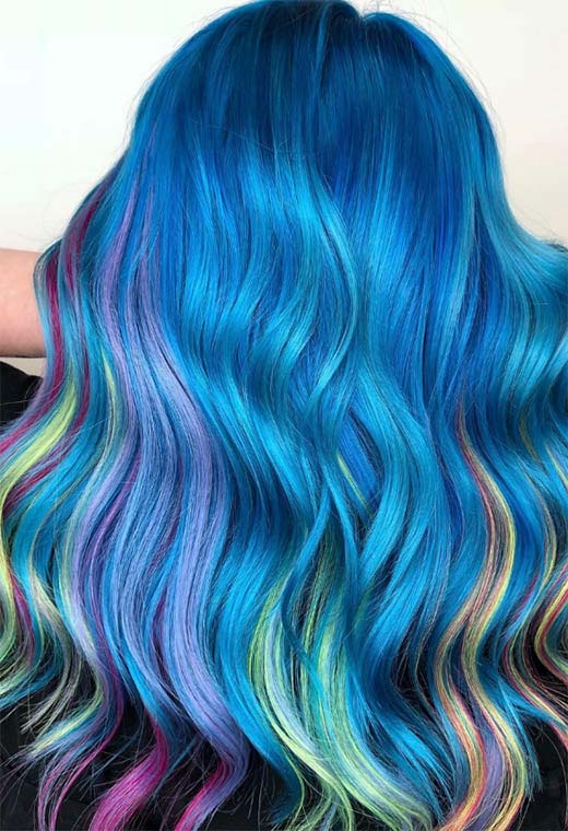 Idéias de maquiagem para cabelo azul